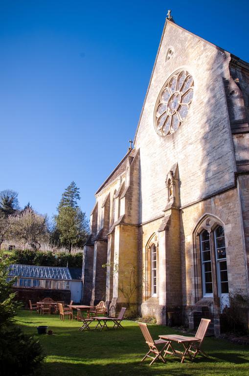 Hôtel The Convent à Stroud  Extérieur photo
